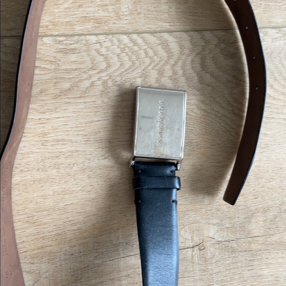 Burberry black leather belt size 34, scratches on metal but can be buffed out